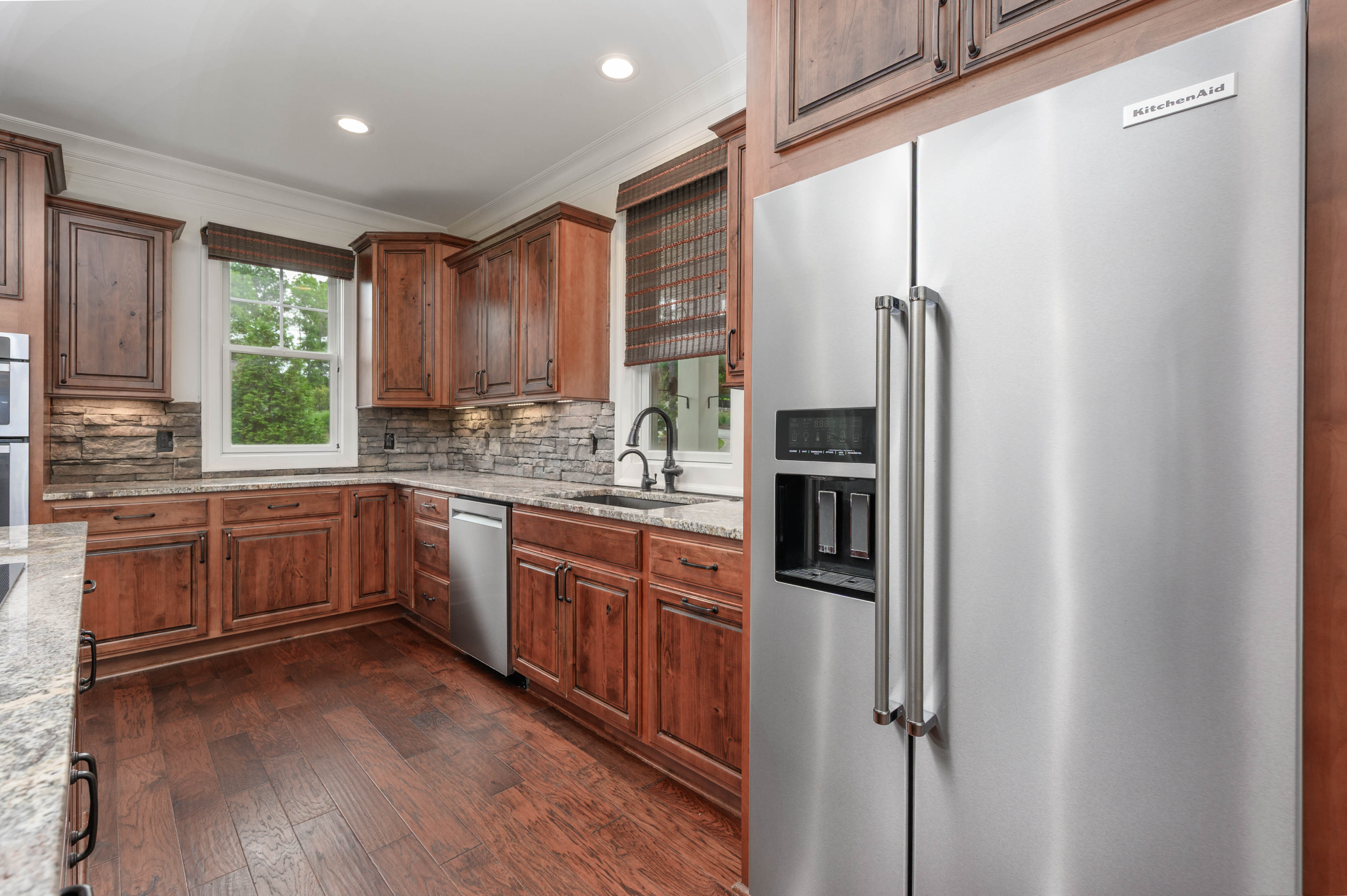 1080 Club Pointe Circle image 7